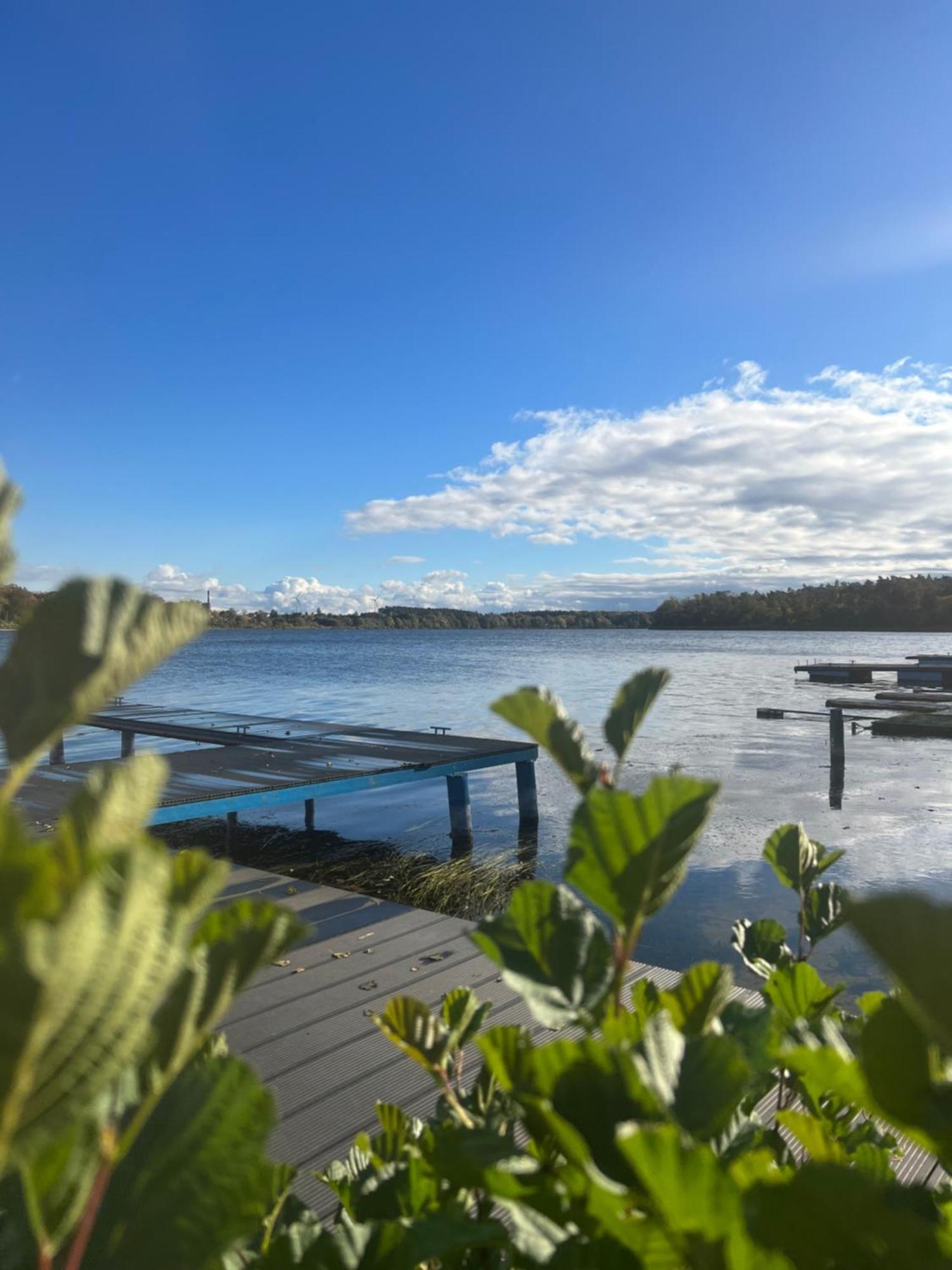 Hotel Mikorzyn Slesin  Bagian luar foto